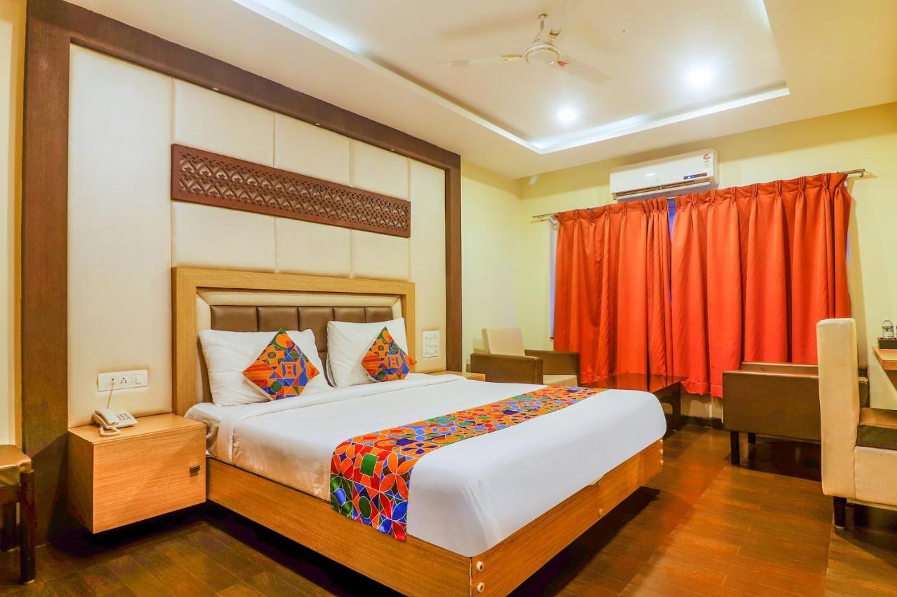 Fabhotel Keerthi'S Anupama - Nr Indira Gandhi Stadium Vijayawāda المظهر الخارجي الصورة